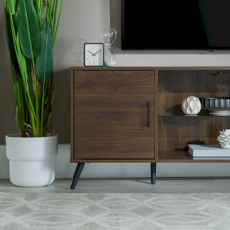 Meuble TV moderne de style médiéval