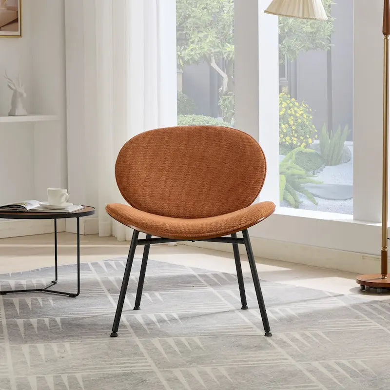 Chaise coquille moderne de style médiéval