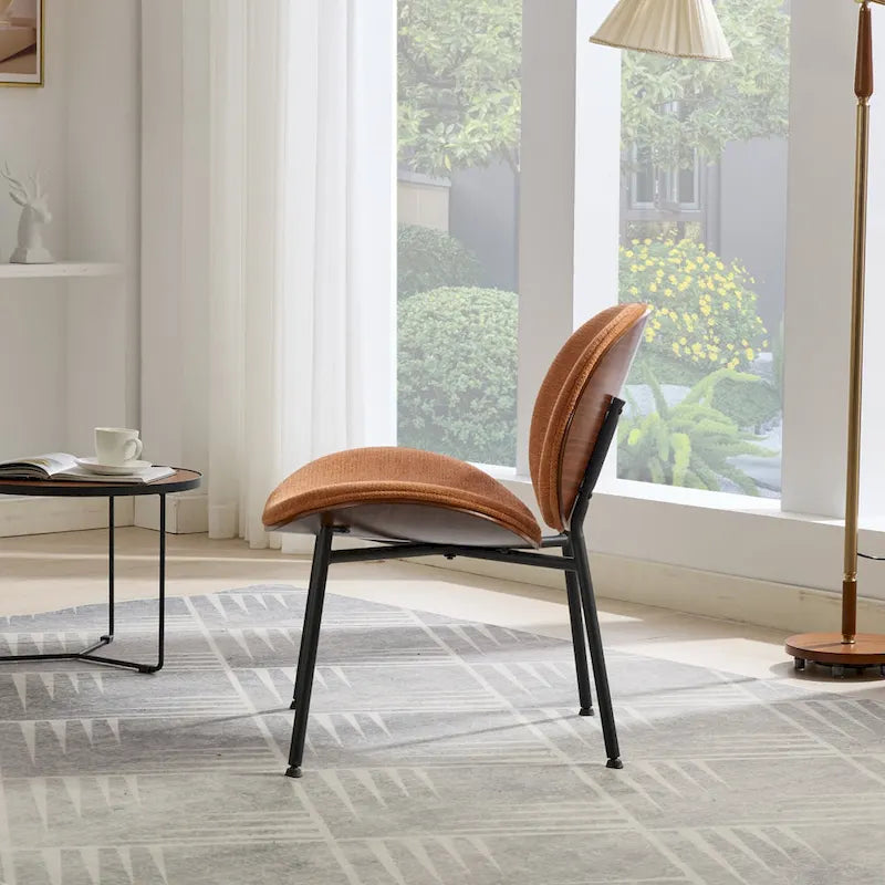 Chaise coquille moderne de style médiéval
