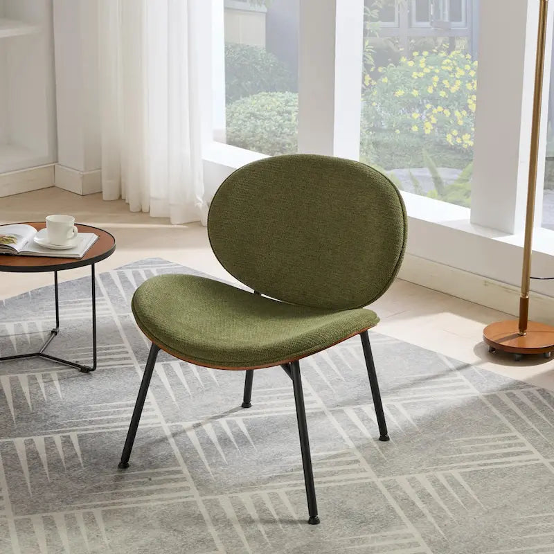 Chaise coquille moderne de style médiéval