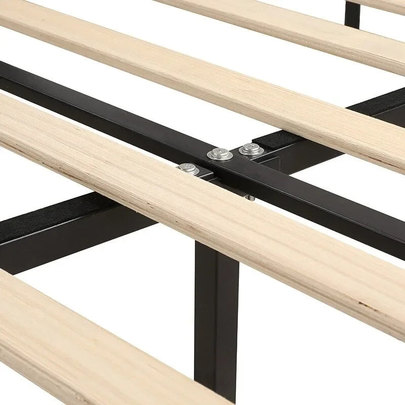 Lit plateforme en velours de style moderne