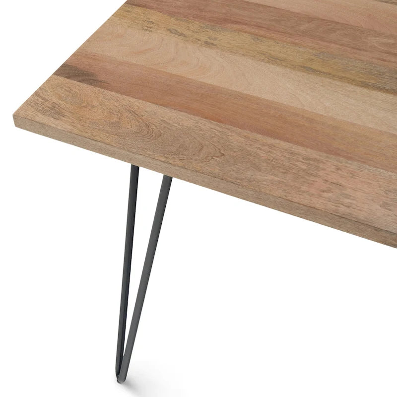 Table à manger en bois de style industriel