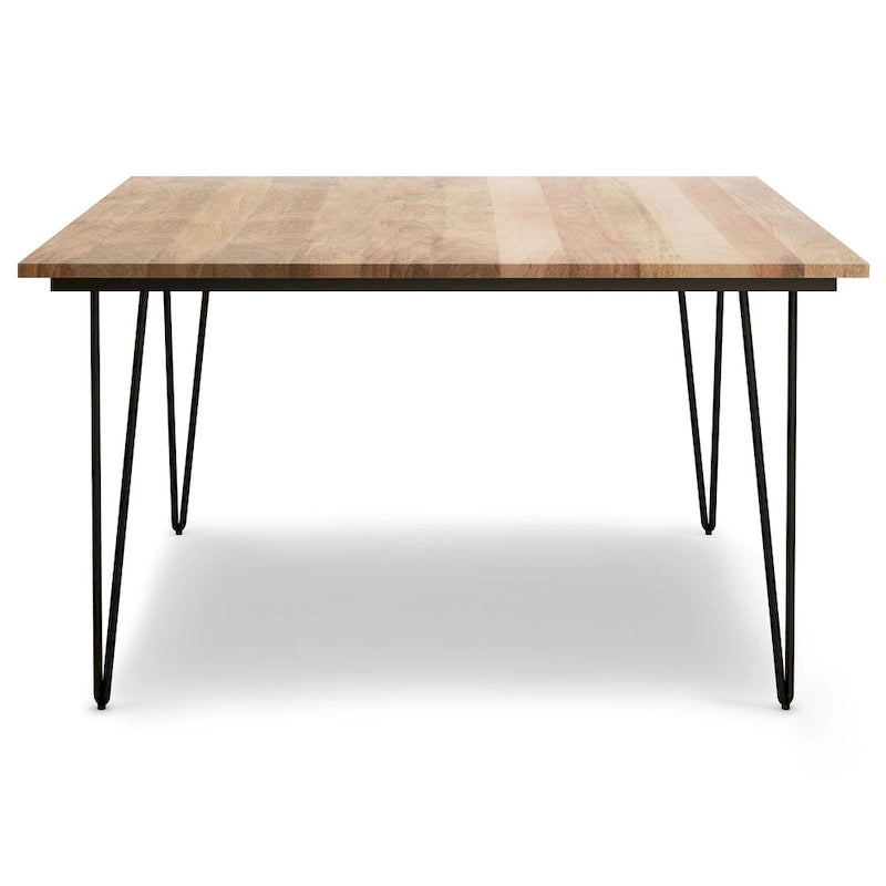 Table à manger en bois de style industriel