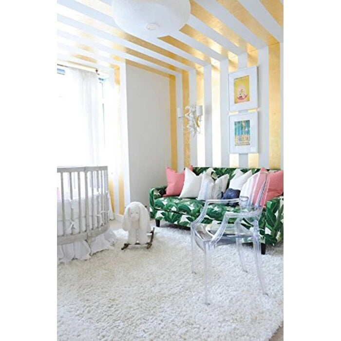 Chaise en acrylique transparent